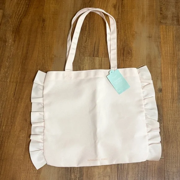 Bath & Body Works pale Pink Ruffled Tote Bag - Picture 4 of 6